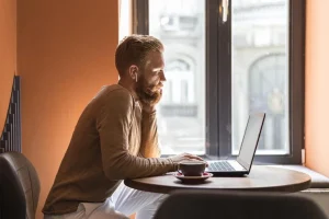 Como manter um teletrabalho saudável e evitar um estilo de vida sedentário